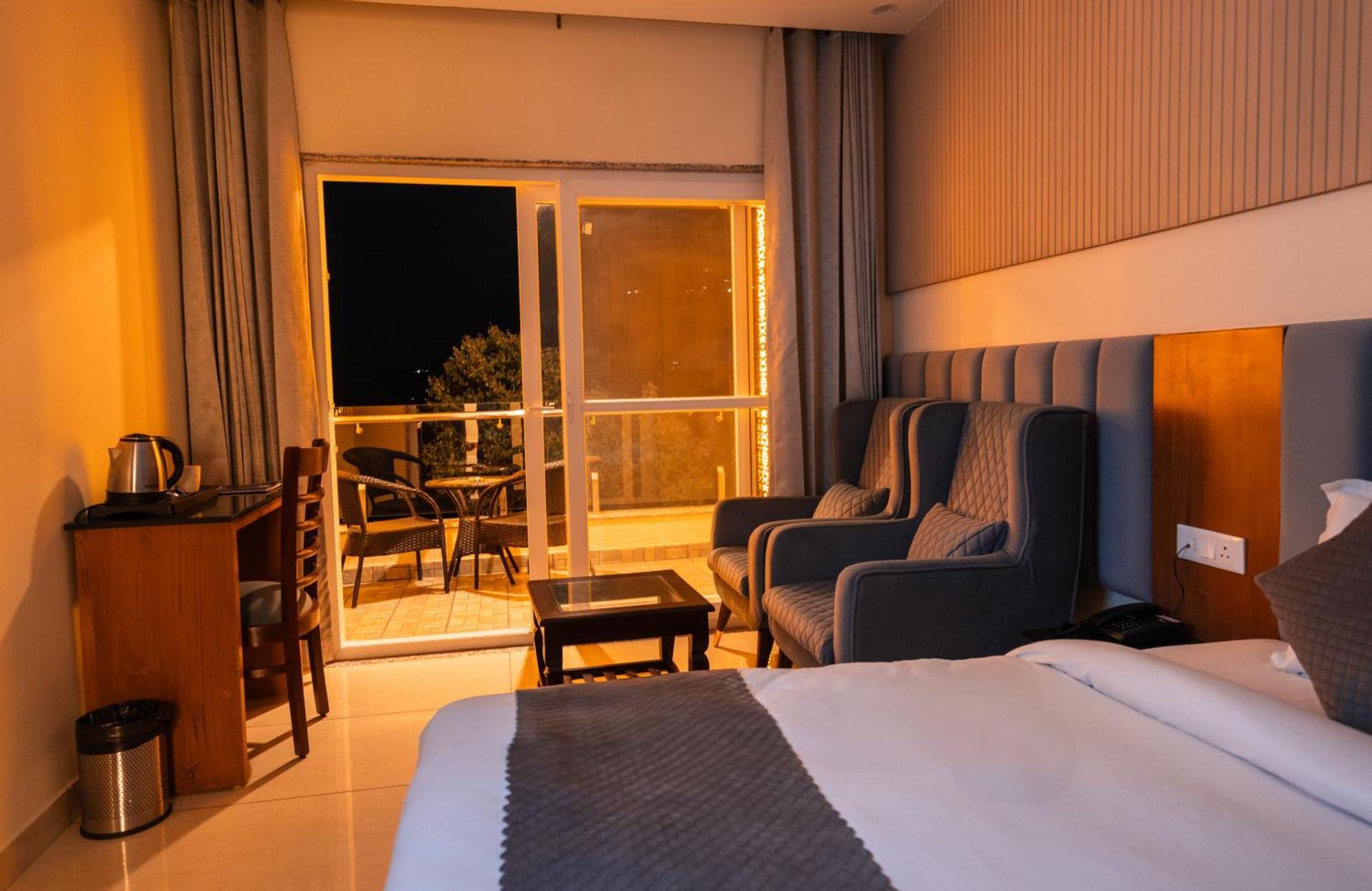 Trideus Mountain Club & Resort, Mussoorie Exterior photo